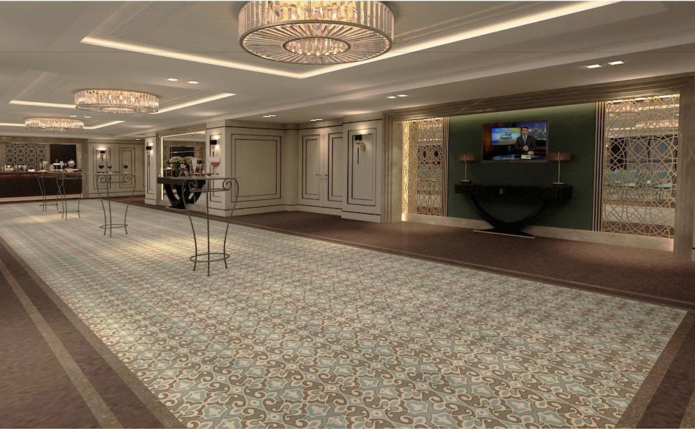 Doubletree By Hilton Elazig Hotel Exterior photo